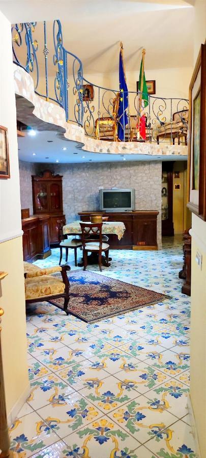 Una Stanza Al Museo Νάπολη Εξωτερικό φωτογραφία